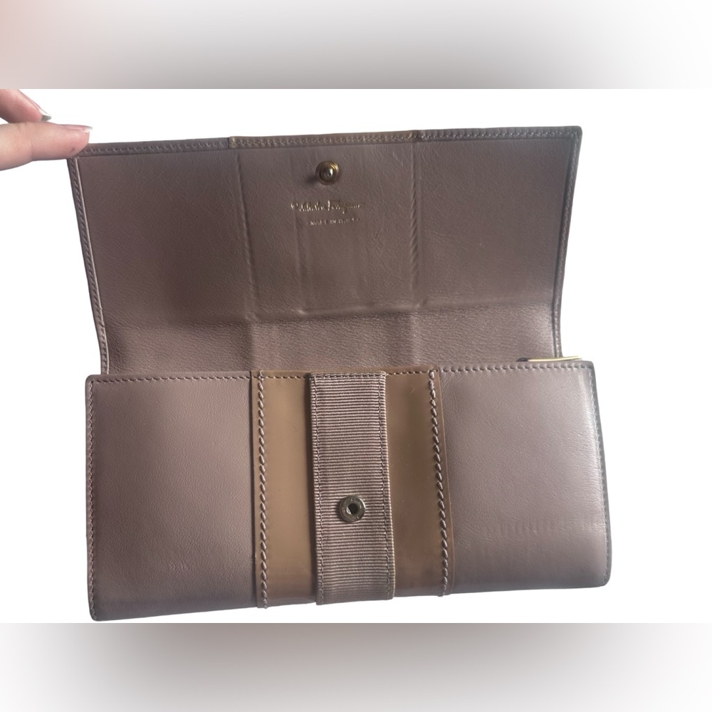 Salvatore Ferragamo Vara Bow long continental Leather wallet Blush Pink - Picture 5 of 15